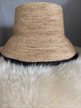 Vince straw bucket hat